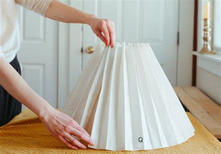 How Do You Refurbish A Table Top??