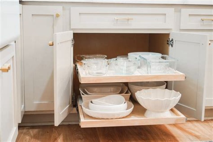 How Do You Remove Shelves From Cabinets??